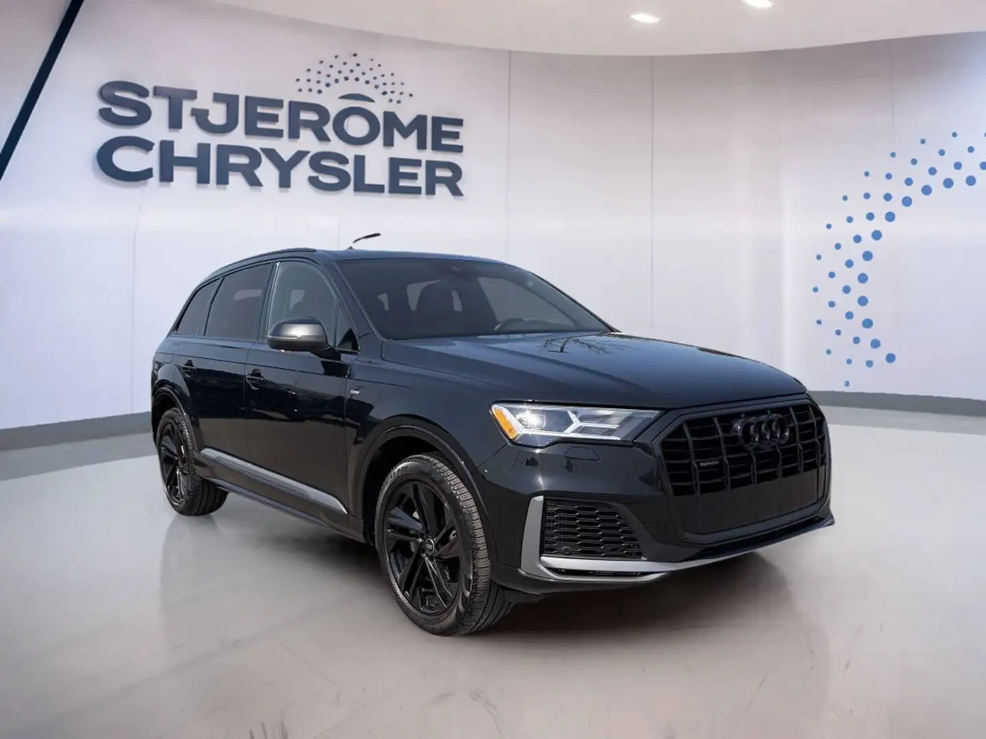 Audi Q7 S-line* Premium* Обдухване* Distronic, снимка 3 - Автомобили и джипове - 55615380