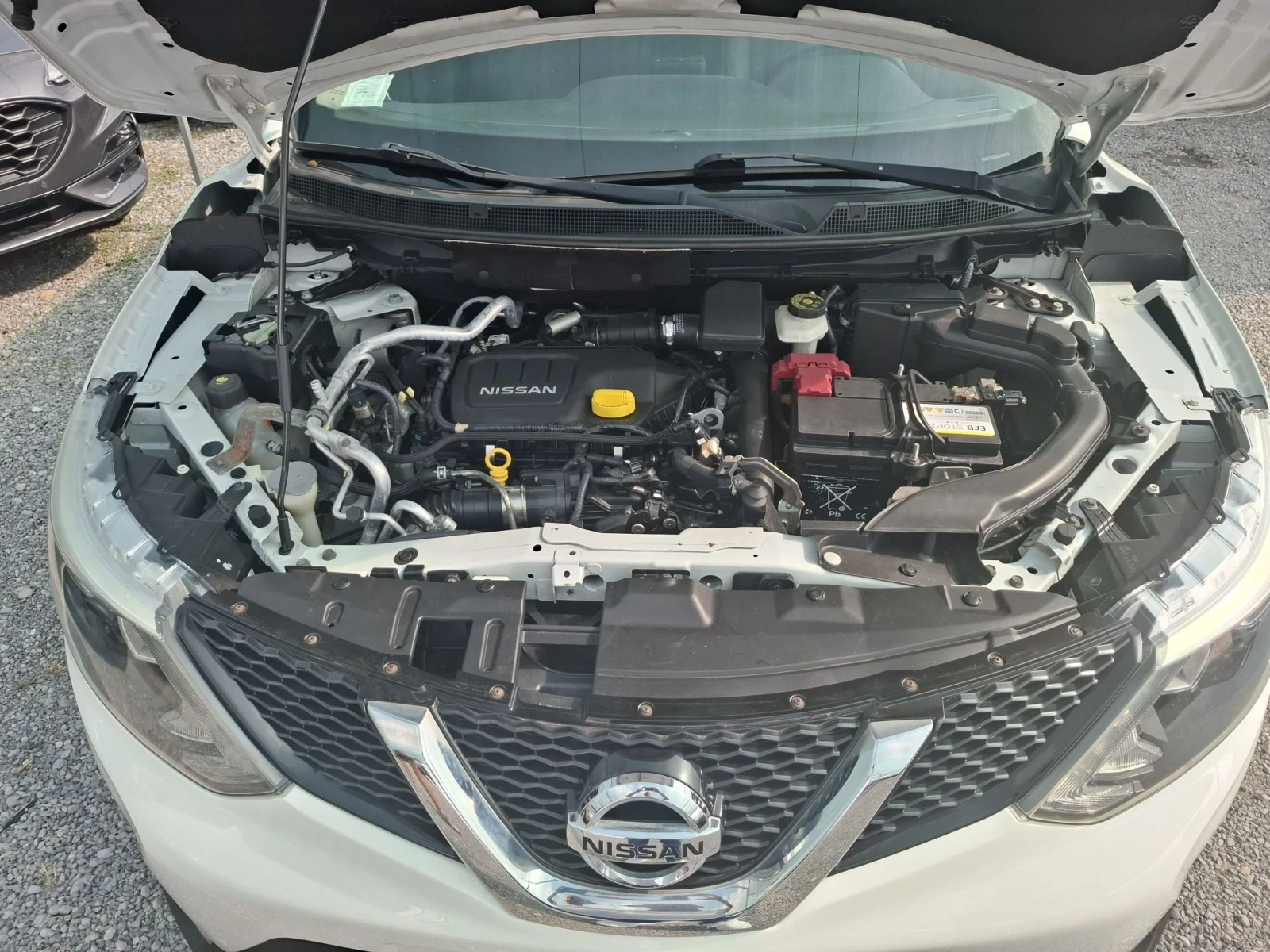 Nissan Qashqai 1, 6DCI-131к.с-4х4, снимка 14 - Автомобили и джипове - 55890156