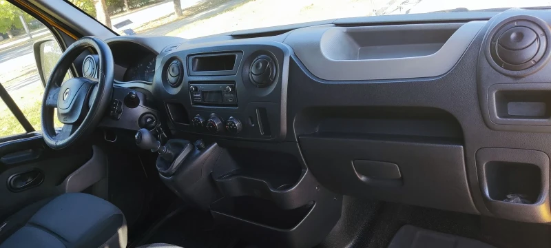 Renault Master, снимка 10 - Бусове и автобуси - 52831876