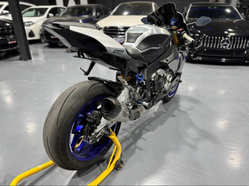 Yamaha YZF-R1 2016 * R1M * КАРБОН * ЛИМИТИРАНА ВЕРСИЯ, снимка 8 - Мотоциклети и мототехника - 53034977