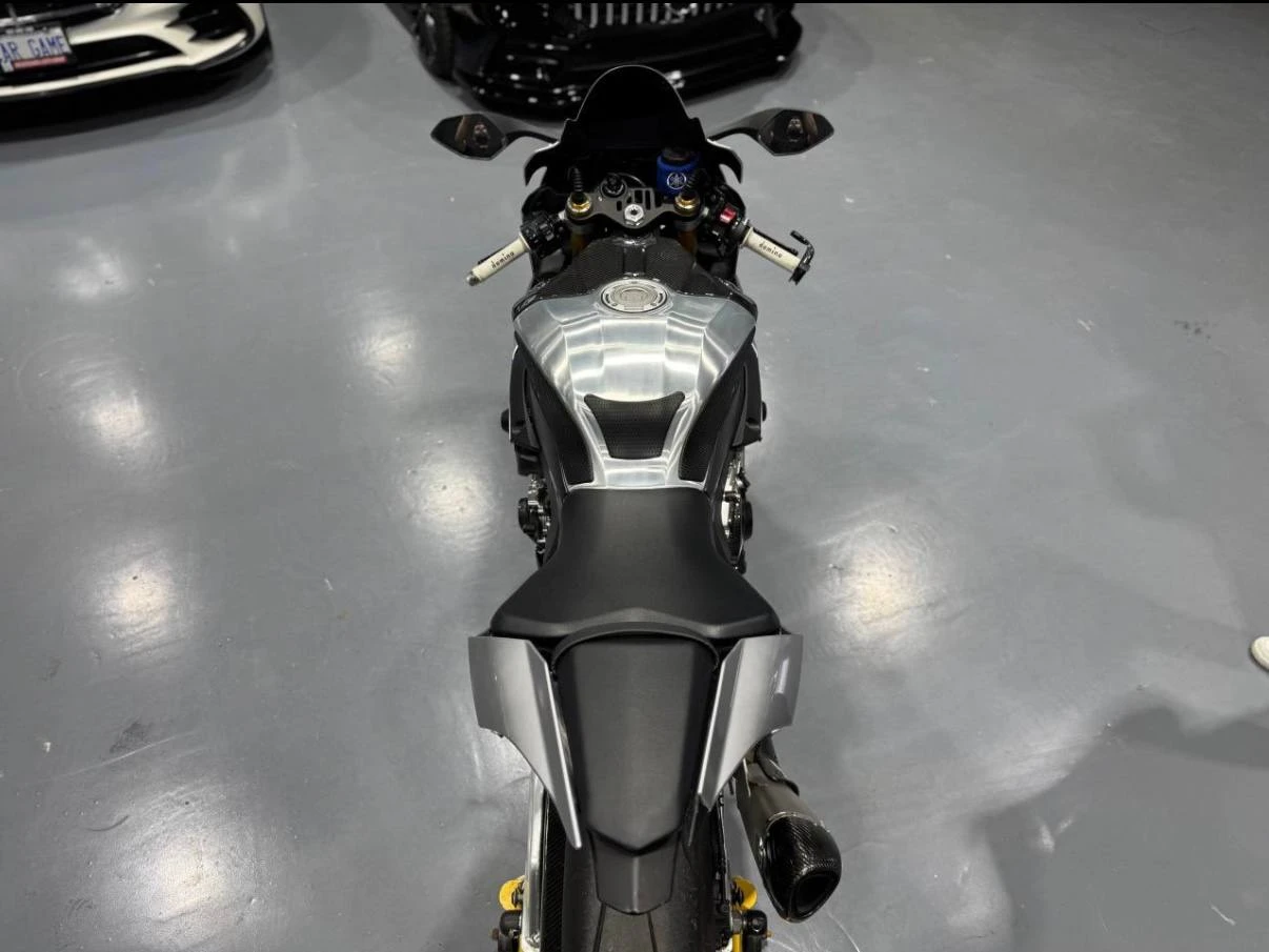 Yamaha YZF-R1 2016 * R1M * КАРБОН * ЛИМИТИРАНА ВЕРСИЯ - изображение 3
