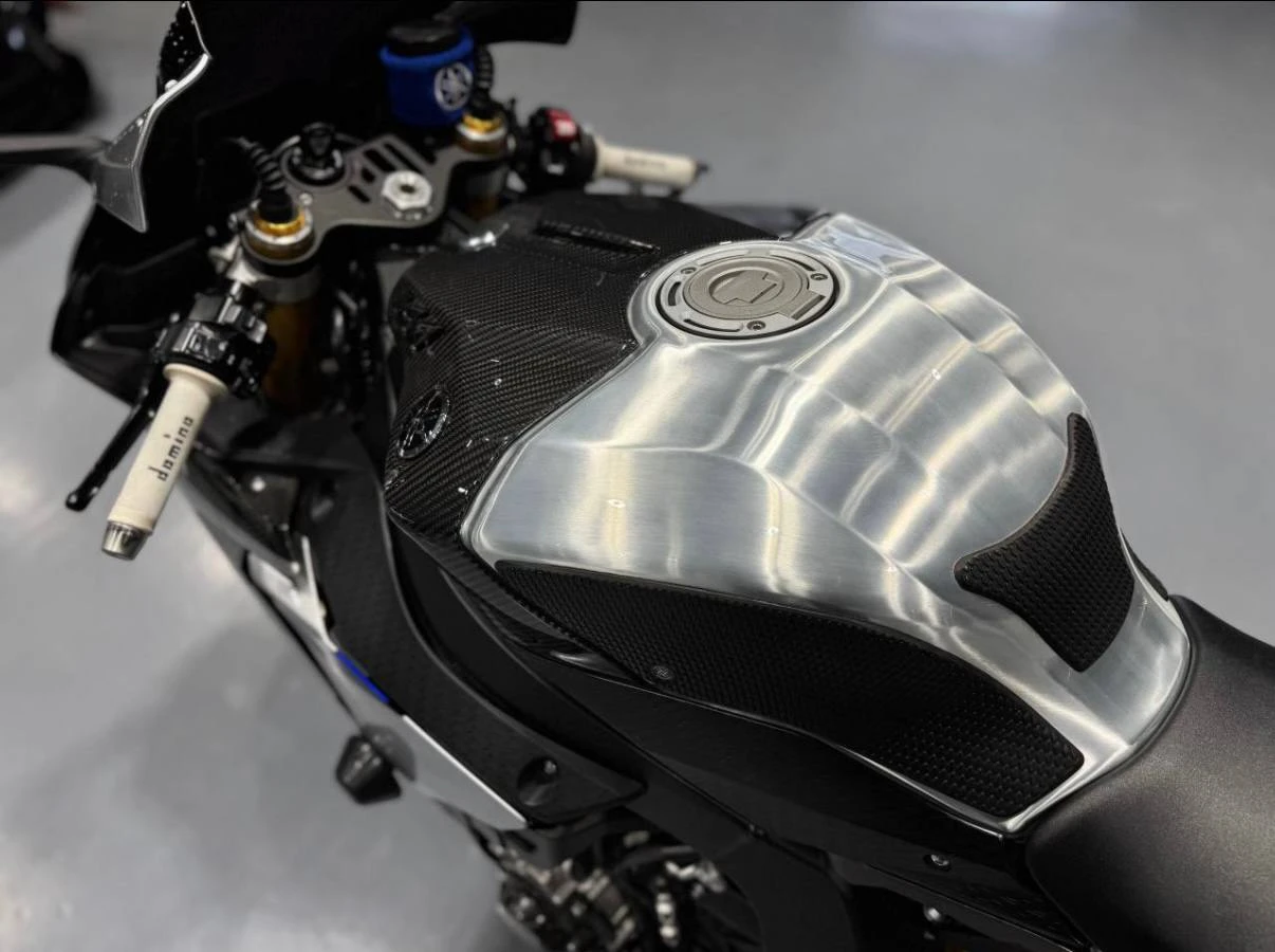 Yamaha YZF-R1 2016 * R1M * КАРБОН * ЛИМИТИРАНА ВЕРСИЯ - изображение 7