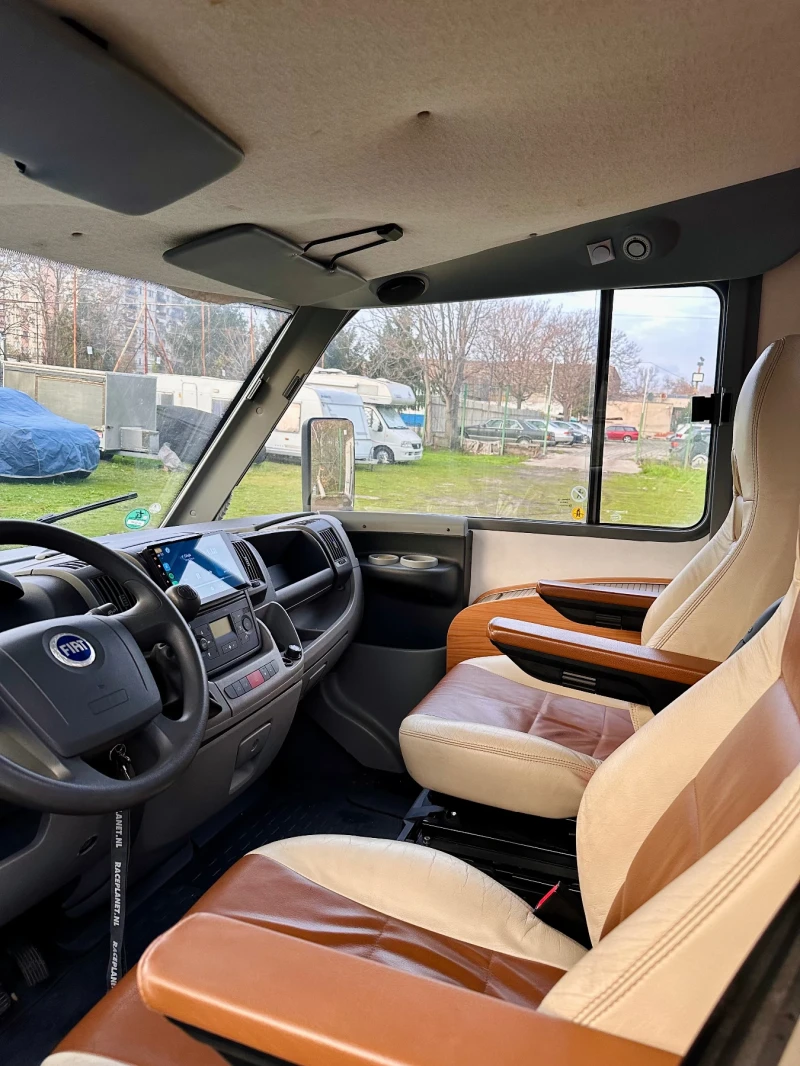 Кемпер Burstner Aviano i675, снимка 15 - Каравани и кемпери - 53593090