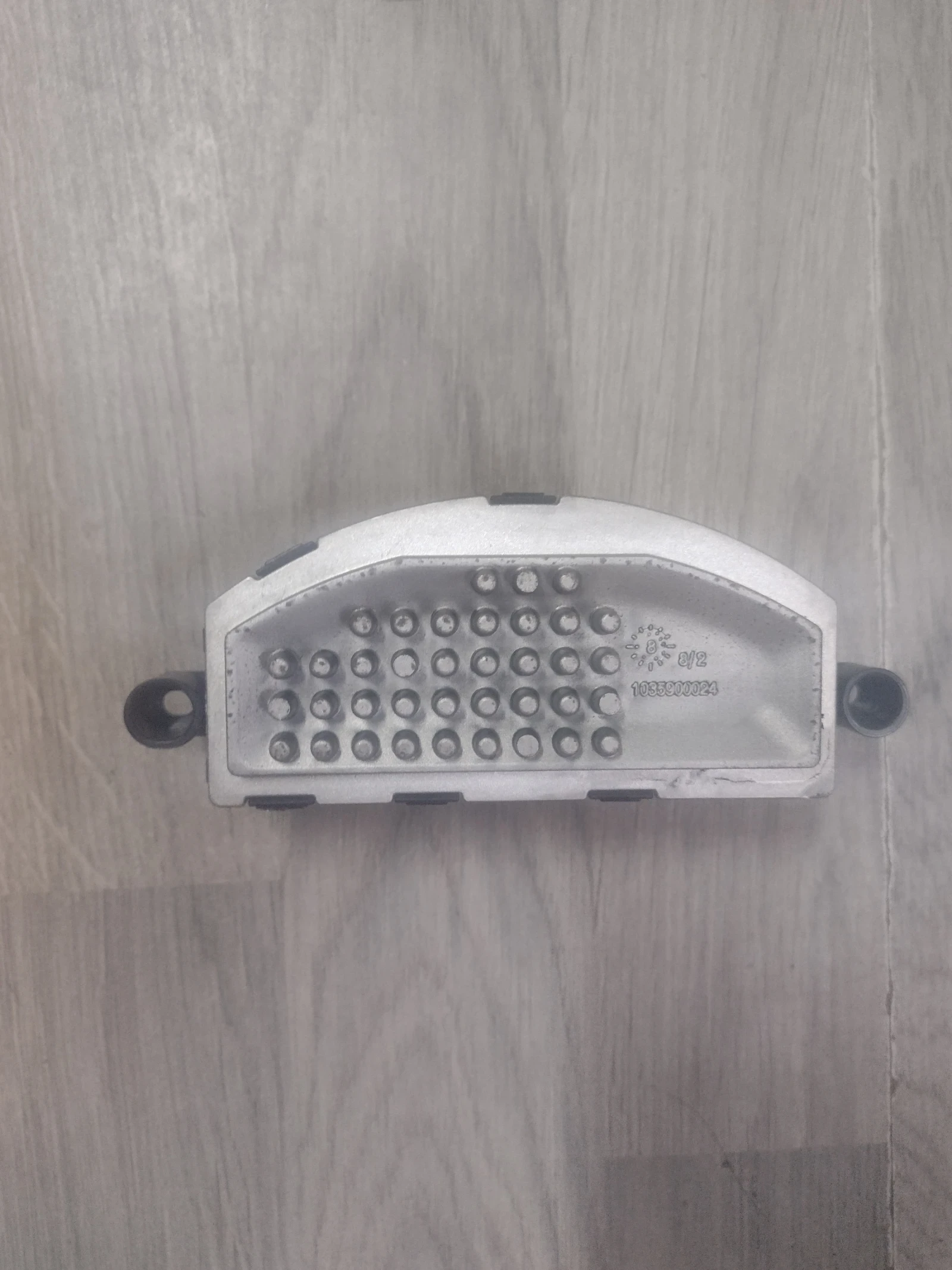 5Q0907521E   VW AUDI SKODA SEAT 5Q0 907 521 E | Mobile.bg   2