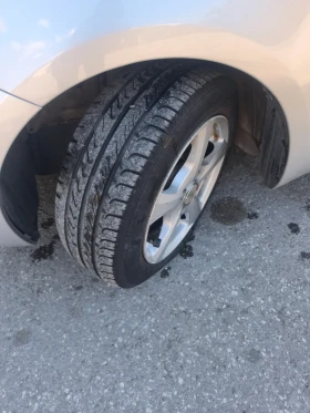 Toyota Yaris 1.33, снимка 15