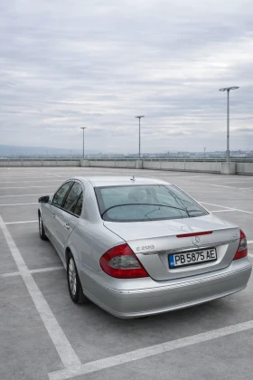 Mercedes-Benz E 200, снимка 3