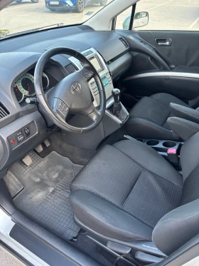 Toyota Corolla verso 2.2 D4D, снимка 9