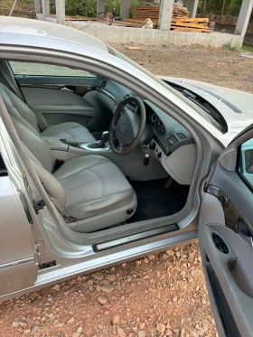 Mercedes-Benz E 320, снимка 8