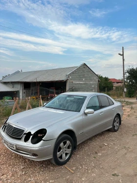 Mercedes-Benz E 320, снимка 5