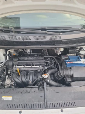 Hyundai Ix20 1.4 i, снимка 14
