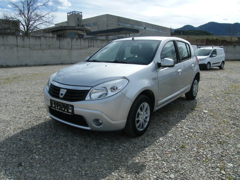 Dacia Sandero 1.4i GAZ инжекцион, снимка 1 - Автомобили и джипове - 45146404