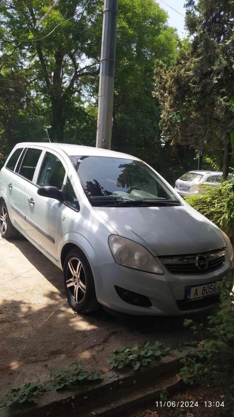 Opel Zafira 1.6, снимка 1 - Автомобили и джипове - 47468702