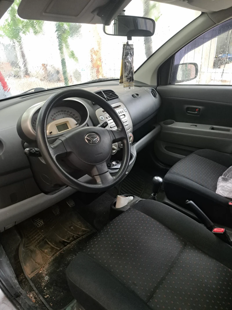 Daihatsu Sirion, снимка 4 - Автомобили и джипове - 49217931