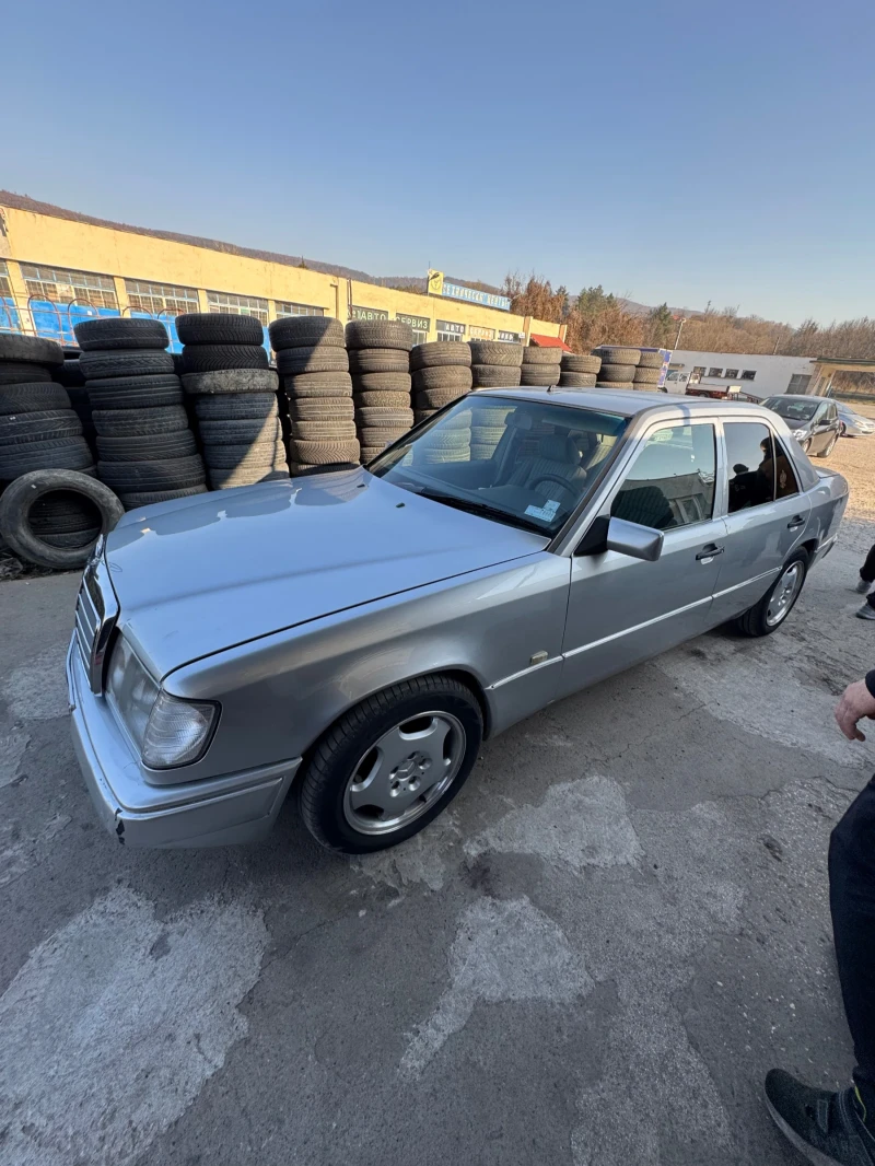 Mercedes-Benz 124, снимка 7 - Автомобили и джипове - 48378795