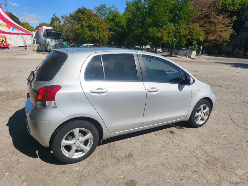 Toyota Yaris 1.33, снимка 5 - Автомобили и джипове - 51758429