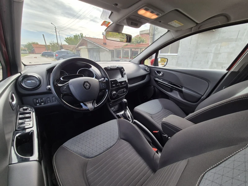 Renault Clio 1.2i AVTOMAT , снимка 14 - Автомобили и джипове - 52068552