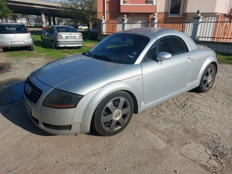 Audi Tt 1.8 TURBO, снимка 7 - Автомобили и джипове - 52664887