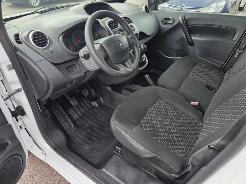 Renault Kangoo 1.5 dci 3 МЕСТА, снимка 10 - Автомобили и джипове - 53037597
