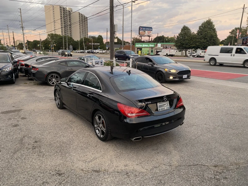 Mercedes-Benz CLA 250 * AMG Line * HeadUp * * AвтоКредит* (ЦЕНА ДО БГ), снимка 3 - Автомобили и джипове - 53126154