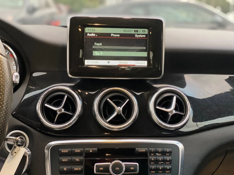 Mercedes-Benz CLA 250 * AMG Line * HeadUp * * AвтоКредит* (ЦЕНА ДО БГ), снимка 9 - Автомобили и джипове - 53126154