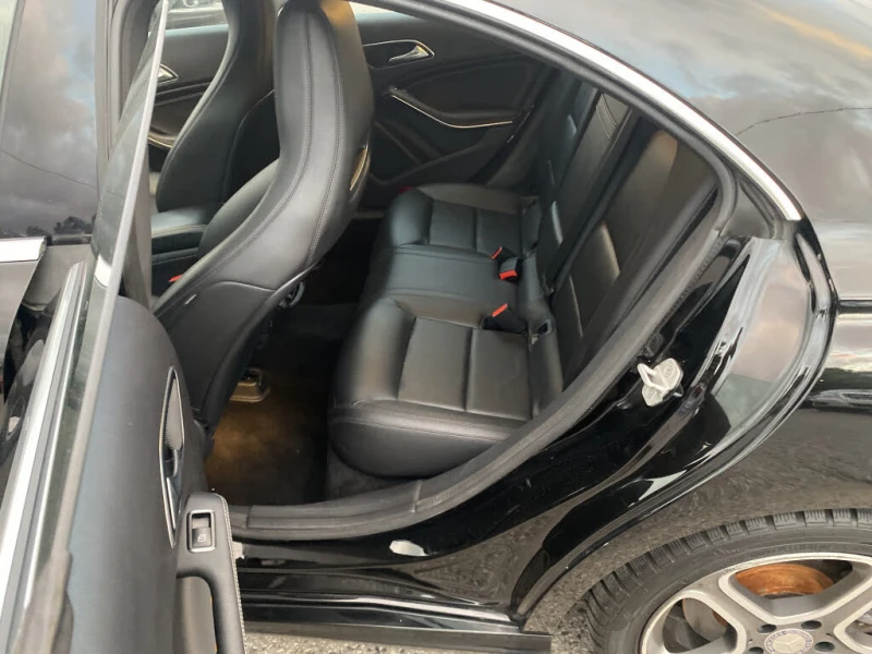 Mercedes-Benz CLA 250 * AMG Line * HeadUp * * AвтоКредит* (ЦЕНА ДО БГ), снимка 7 - Автомобили и джипове - 53126154