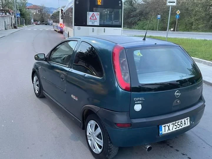 Opel Corsa, снимка 2 - Автомобили и джипове - 48109910