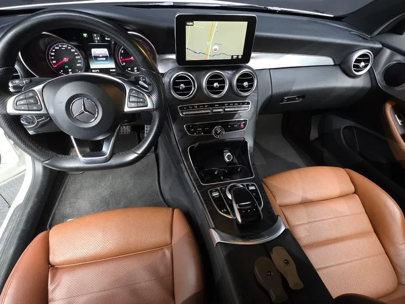 Mercedes-Benz C 180, снимка 7 - Автомобили и джипове - 54968713