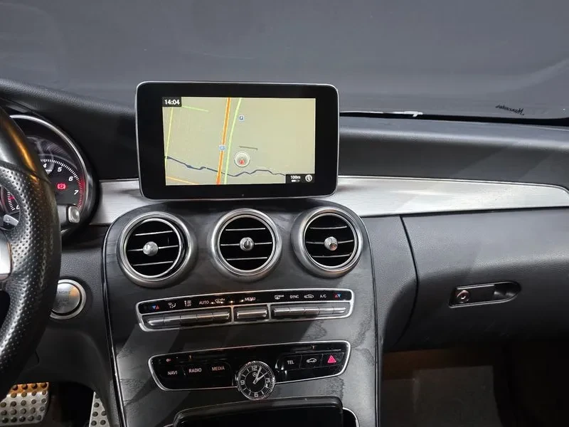 Mercedes-Benz C 180, снимка 17 - Автомобили и джипове - 54968713