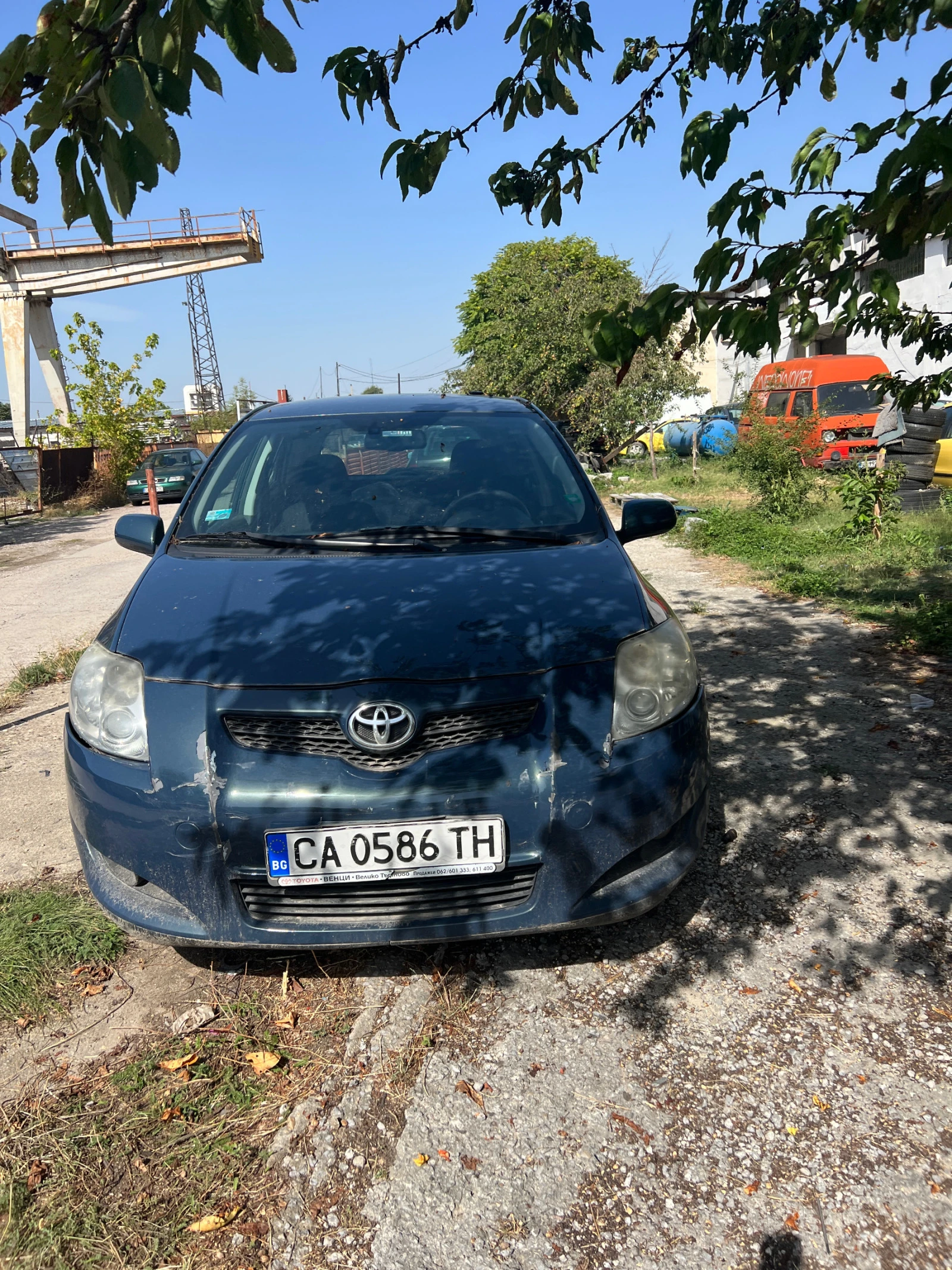 Toyota Auris 1.6 автомат - изображение 3