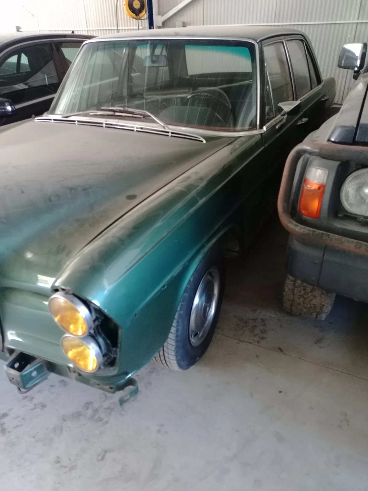 Mercedes-Benz 111  - изображение 4