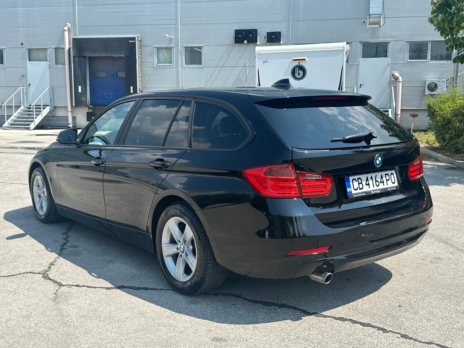 BMW 318 2.0d 143 к.с. - изображение 3