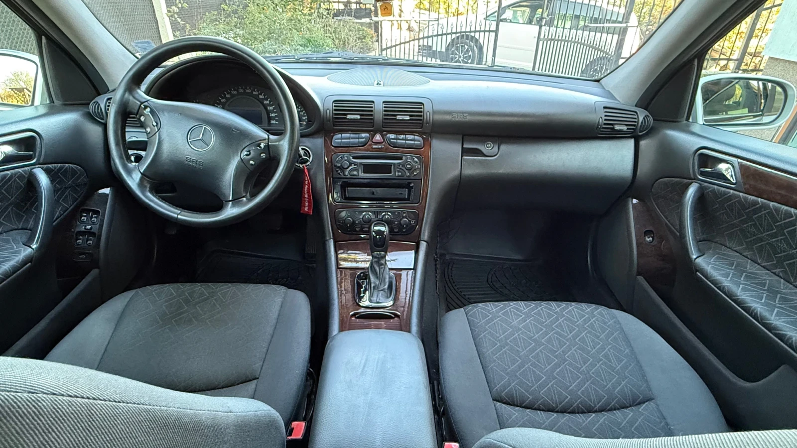 Mercedes-Benz C 220  - изображение 5