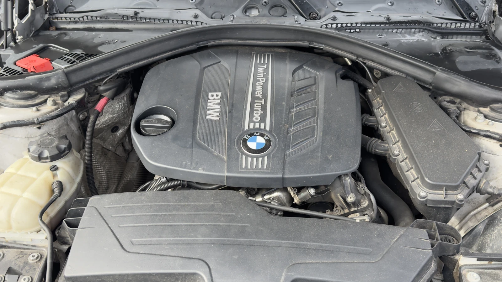 BMW 318  - изображение 9