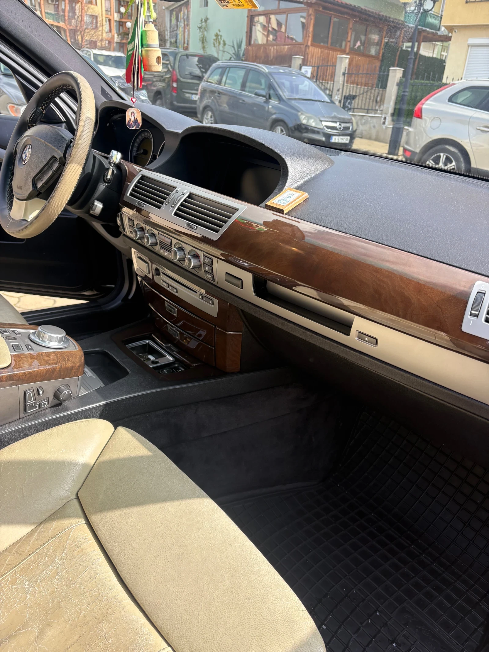 BMW 730, снимка 11 - Автомобили и джипове - 53898674