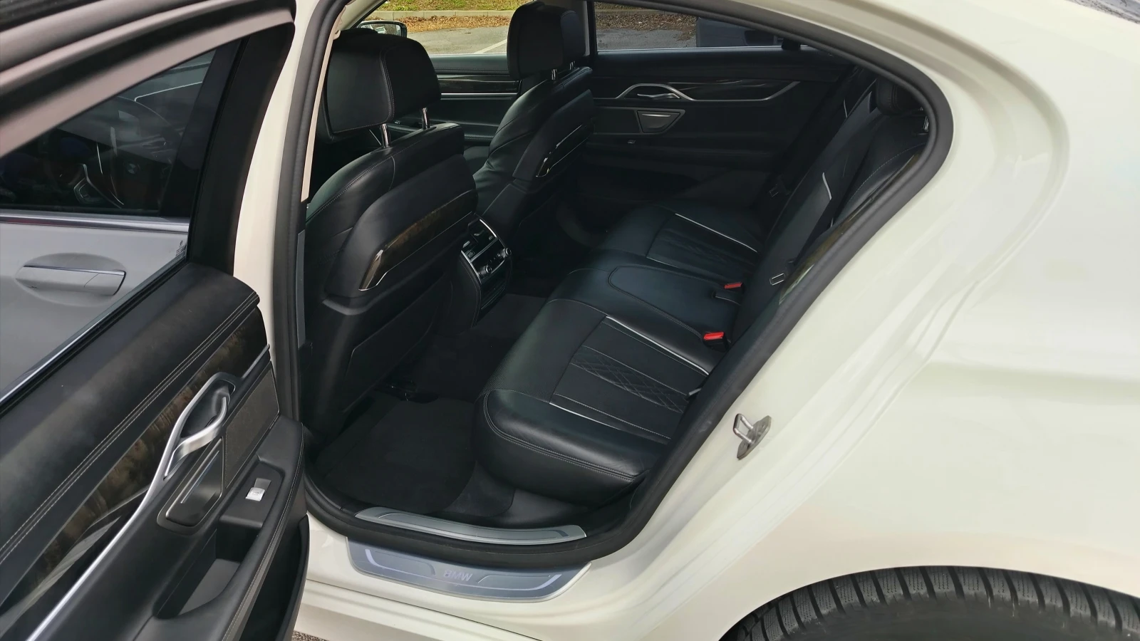 BMW 730 Xd G11, снимка 11 - Автомобили и джипове - 53953912