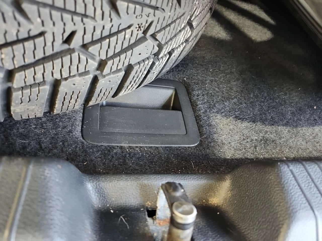 VW Golf * GTI PERFORMANCE* ДВА КЛЮЧА* ДВА ЧИФТА ДЖАНТИ* , снимка 15 - Автомобили и джипове - 54032337