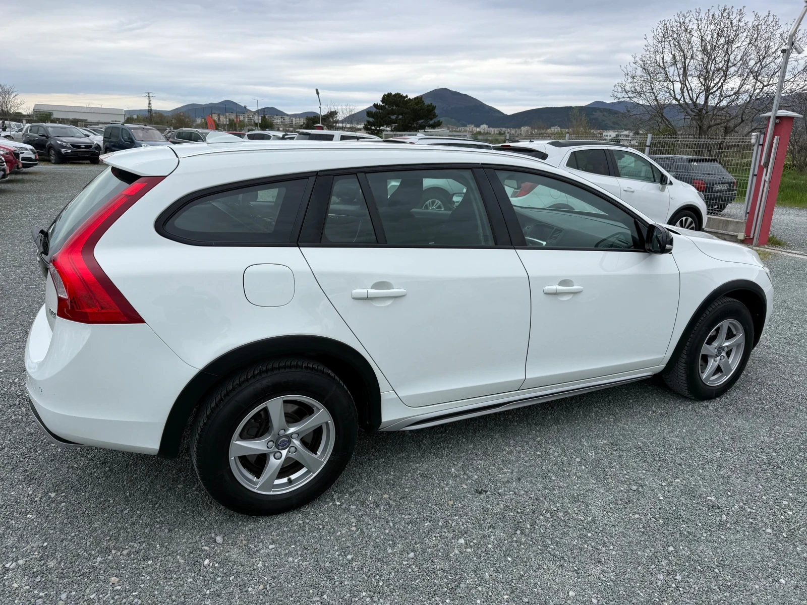 Volvo V60 (KATO ����) | Mobile.bg � ����������� 5