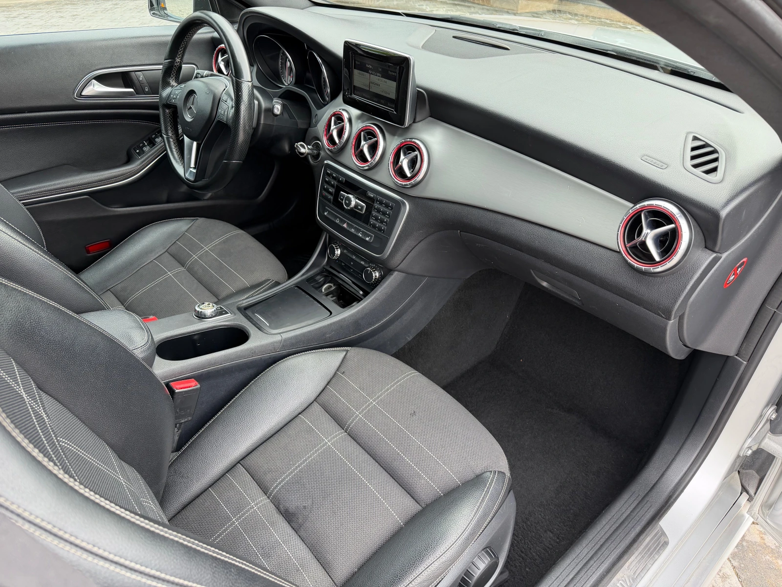 Mercedes-Benz CLA 200 CDI * Xenon* CAMERA* PODGREV* BlindSpot* , снимка 12 - Автомобили и джипове - 54631989