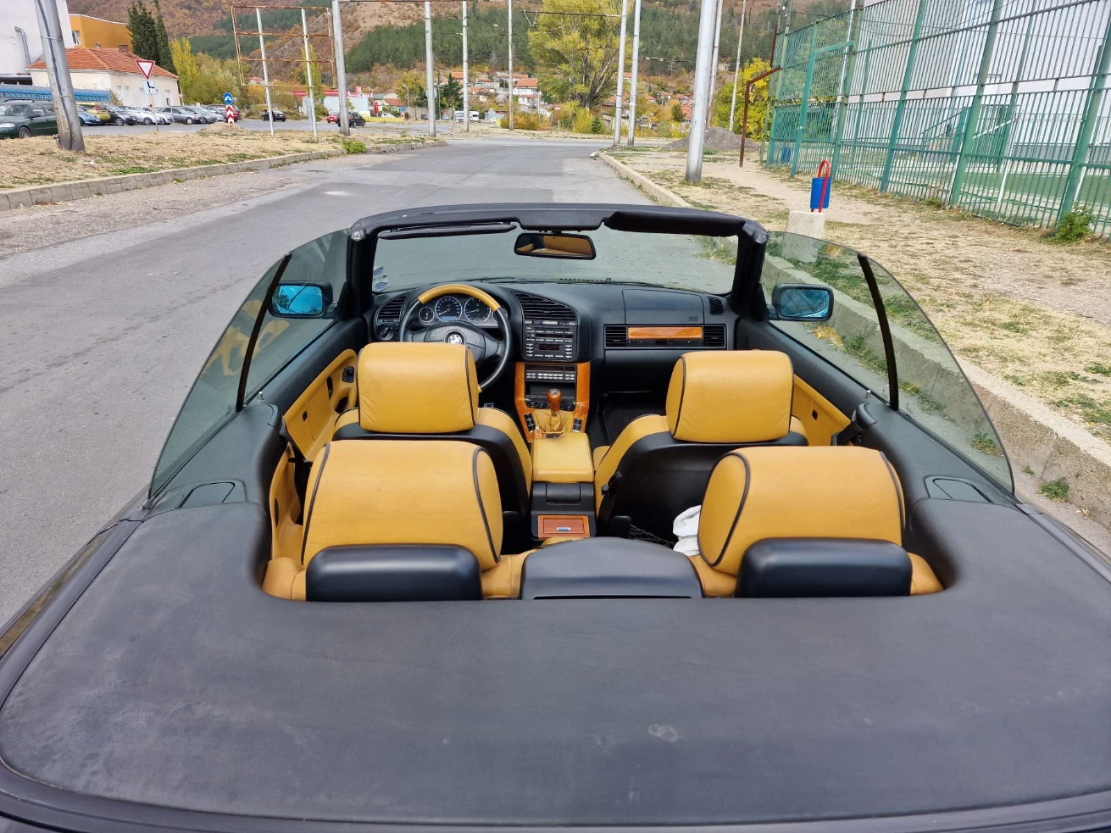 BMW 320, снимка 6 - Автомобили и джипове - 55054455