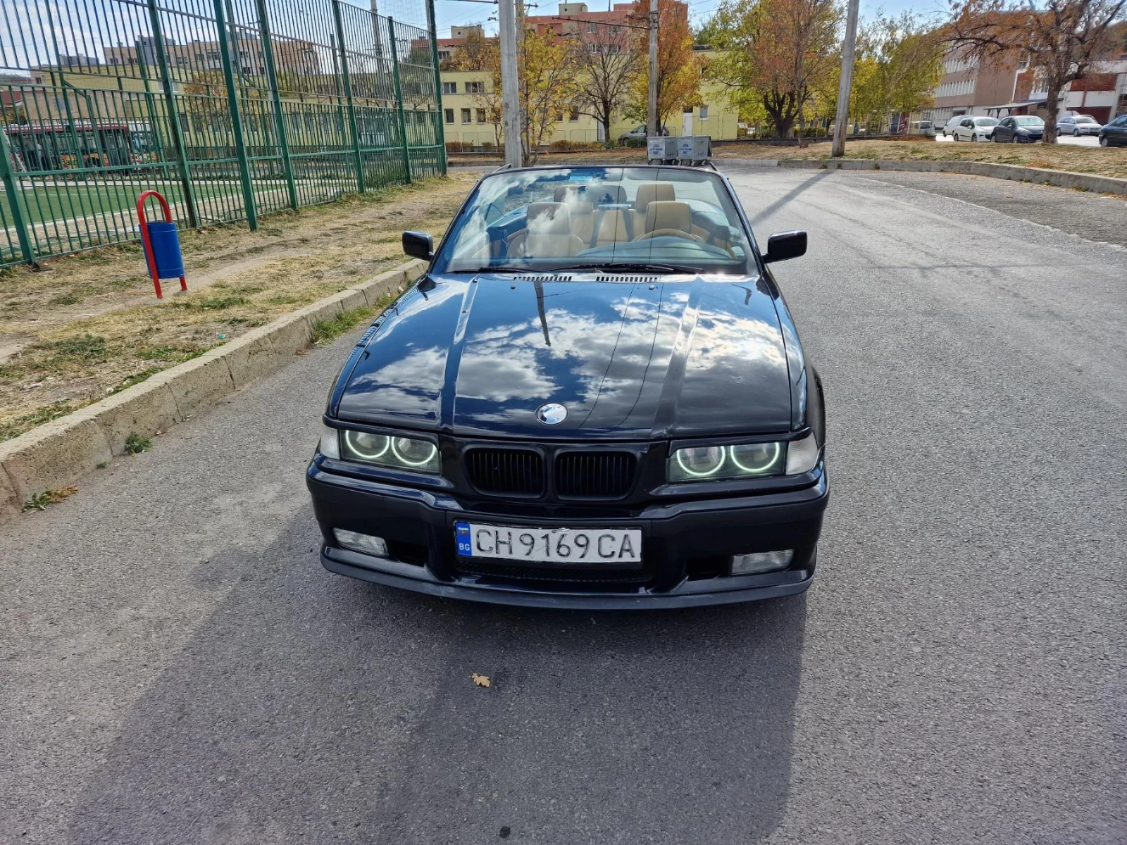 BMW 320, снимка 8 - Автомобили и джипове - 55054455