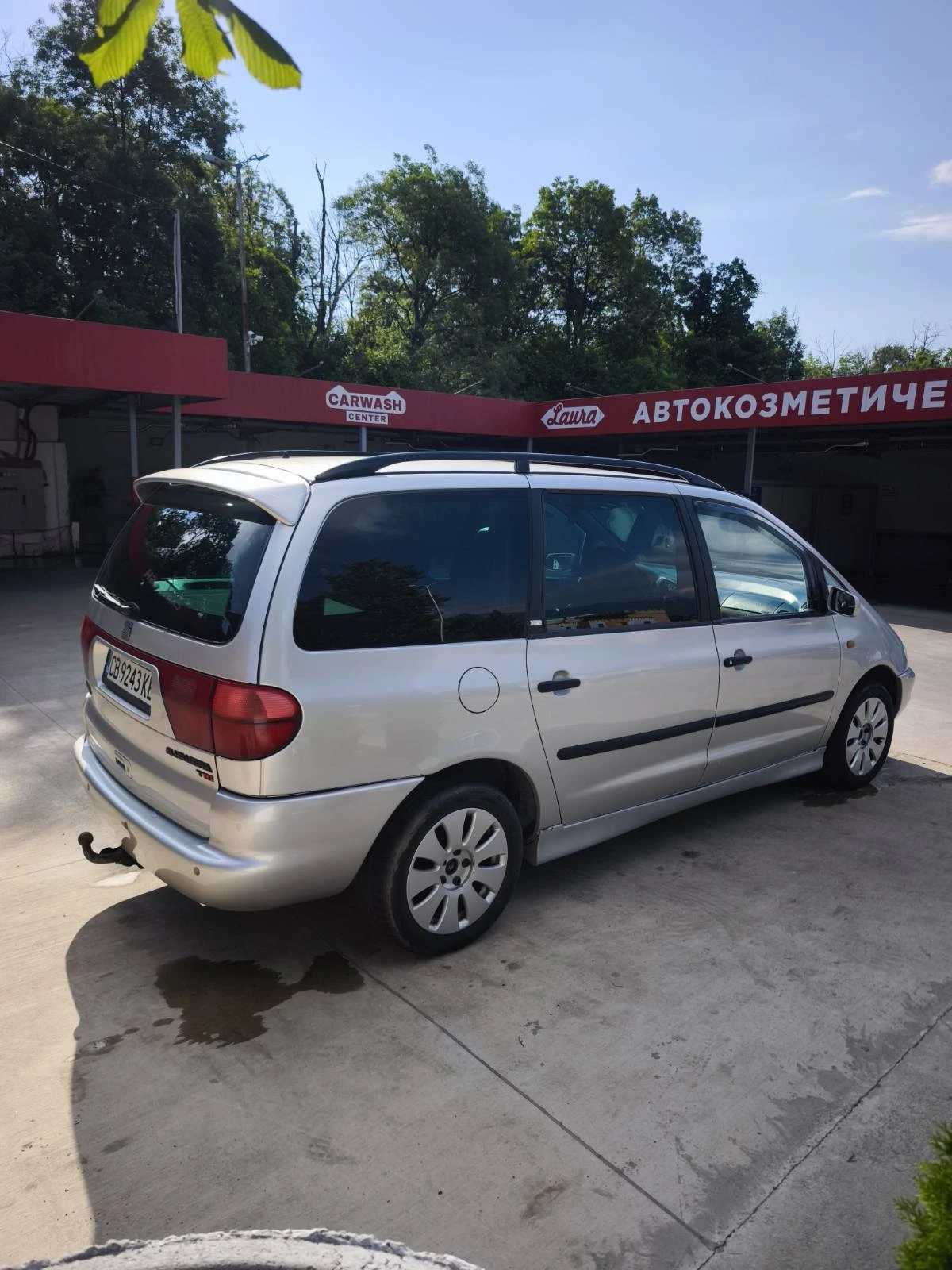 Seat Alhambra луксос, снимка 3 - Автомобили и джипове - 55157391