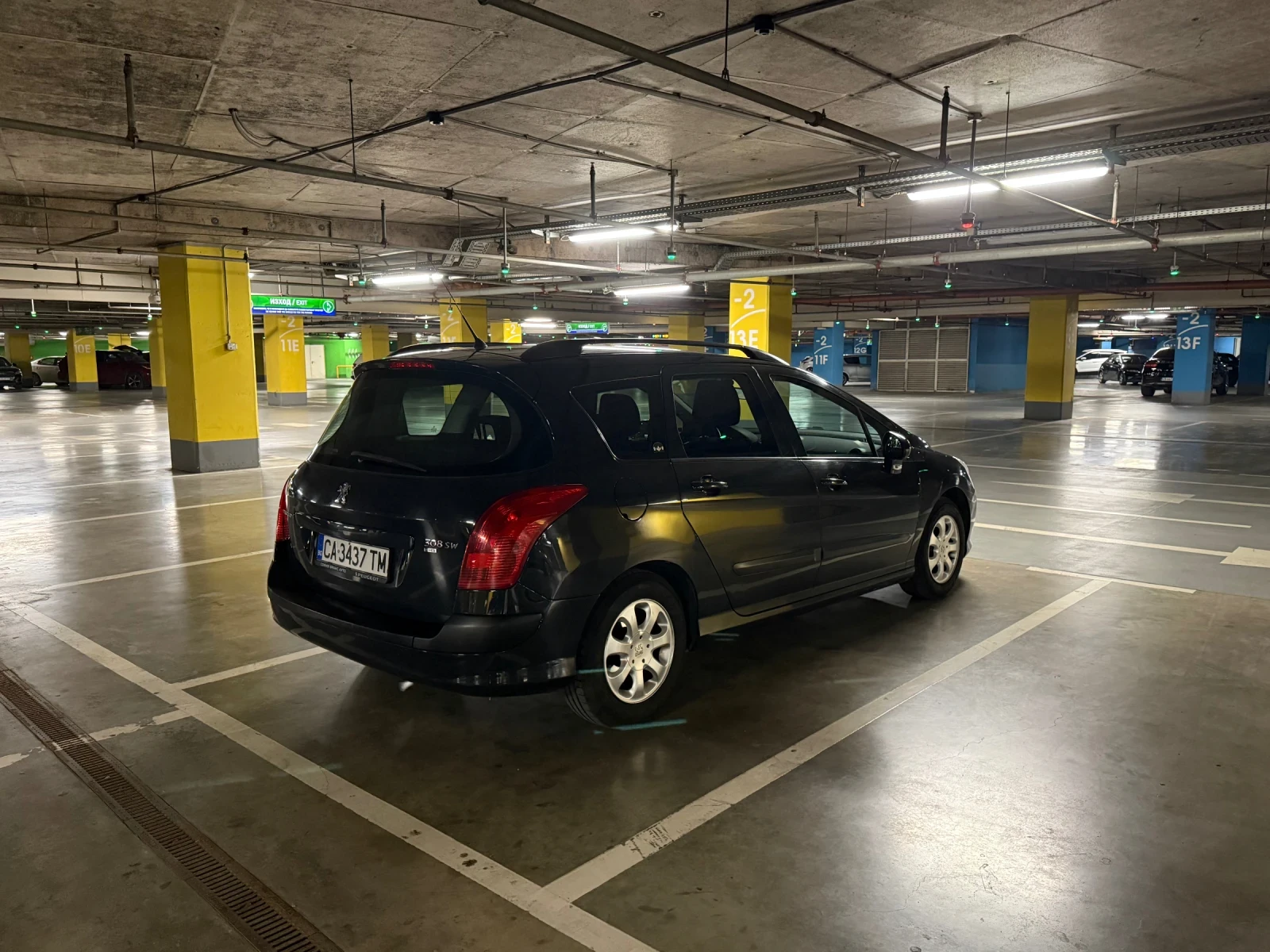 Peugeot 308 1.6 e-hdi от БГ, нави, нови ремъци, серв. история, снимка 14 - Автомобили и джипове - 55456013