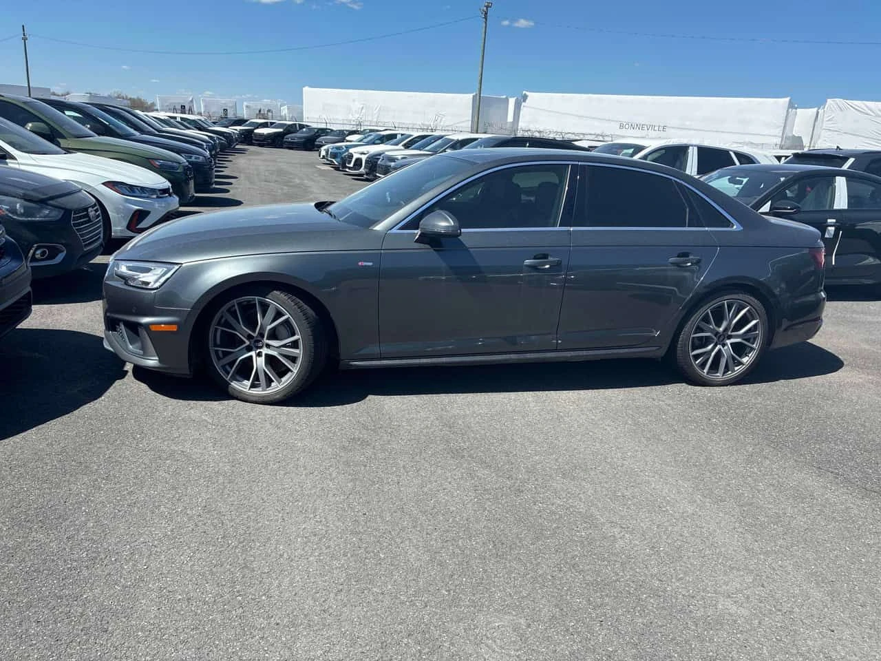 Audi A4 * Technik * CARFAX * Без инциденти * 53k km * , снимка 4 - Автомобили и джипове - 55698499