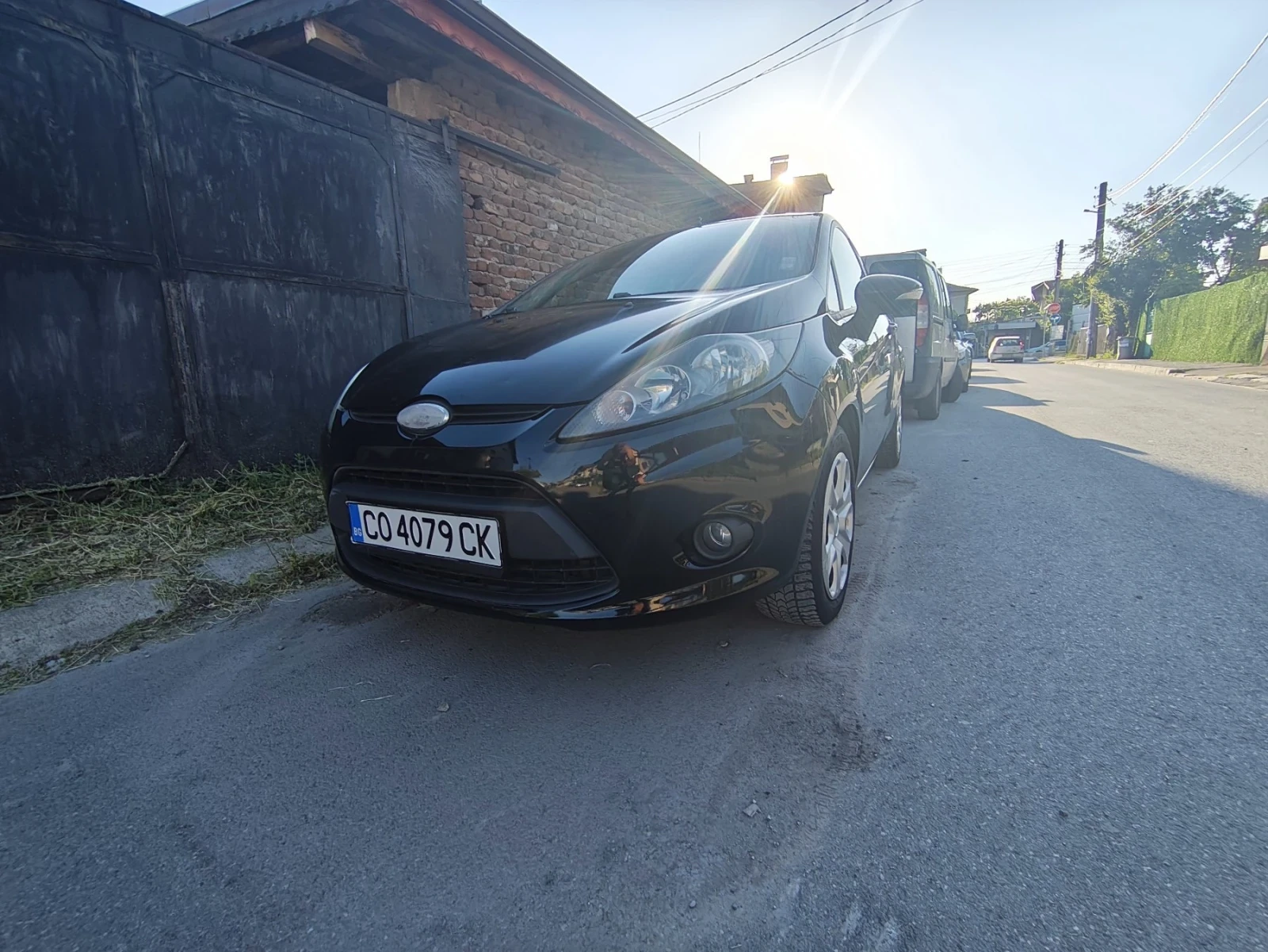 Ford Fiesta 1.4 CDTi всичко платено, качваш се и караш, снимка 2 - Автомобили и джипове - 55793113