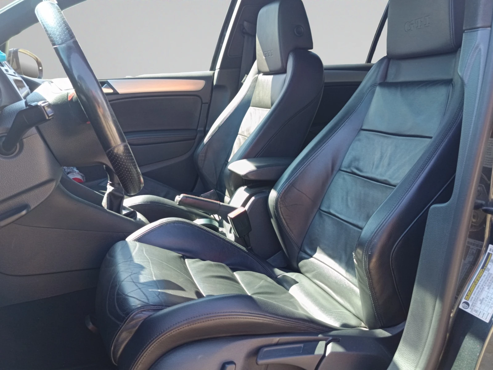 VW Golf GTI, снимка 14 - Автомобили и джипове - 56117794