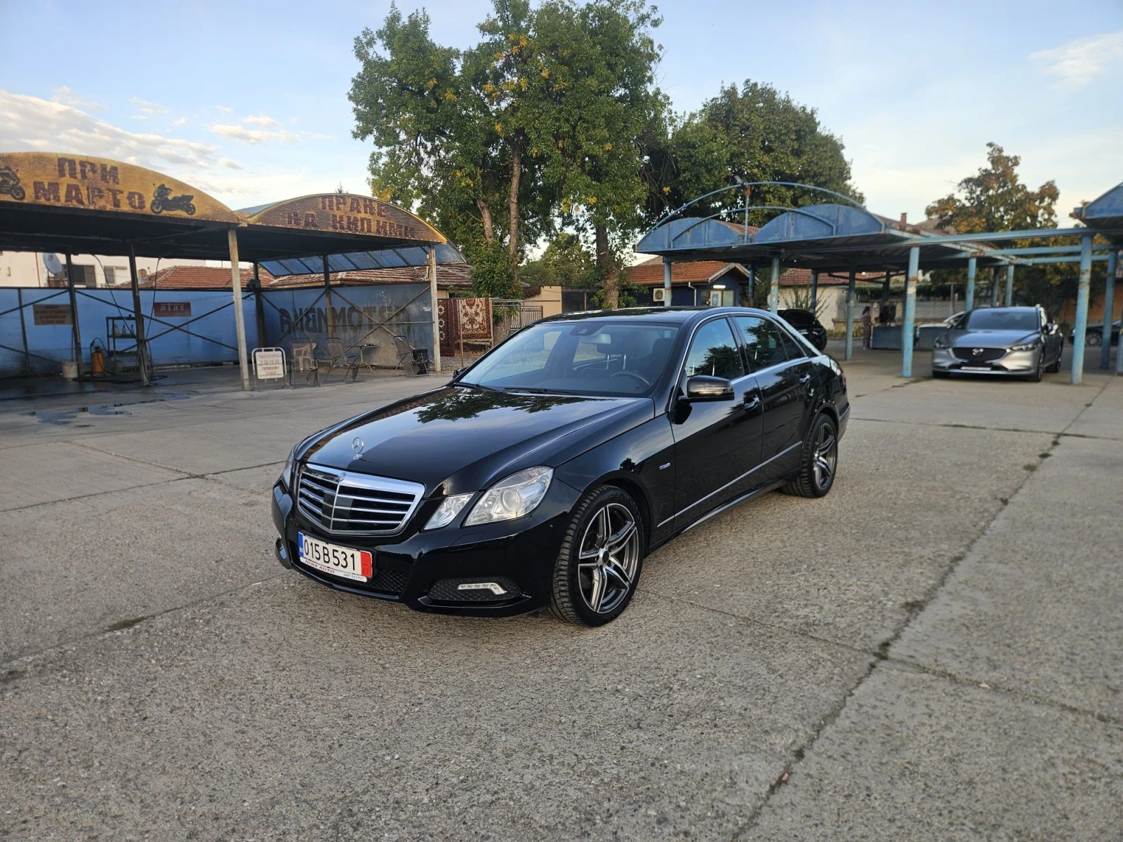 Mercedes-Benz E 350, снимка 2 - Автомобили и джипове - 56443721
