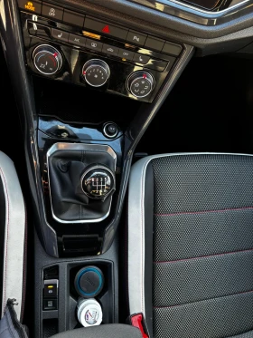 VW T-Roc 1.5 TSI ACT SPORT  | Mobile.bg    11