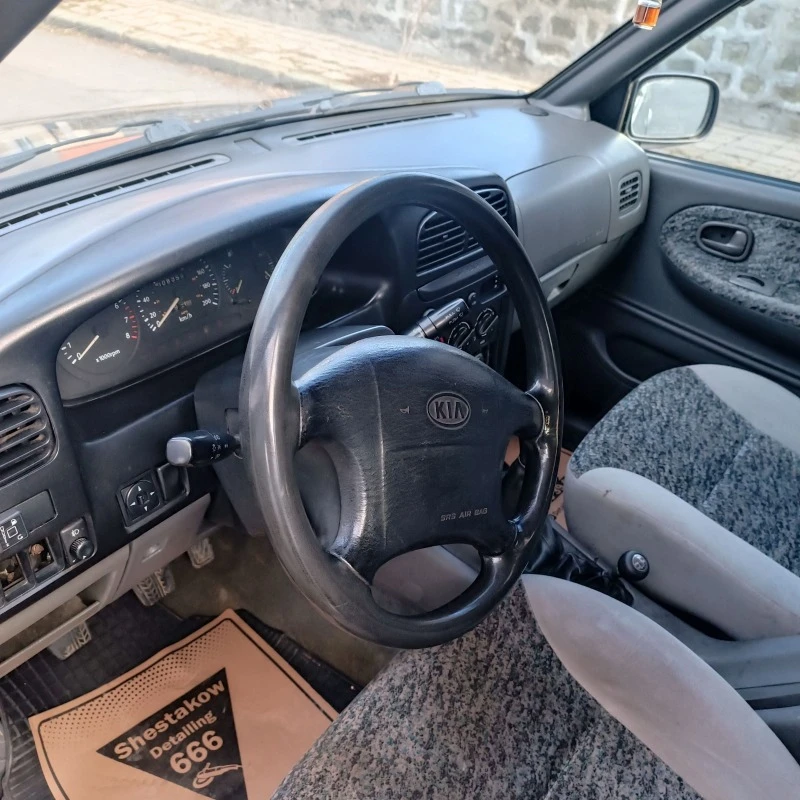 Kia Sportage, снимка 7 - Автомобили и джипове - 47283805