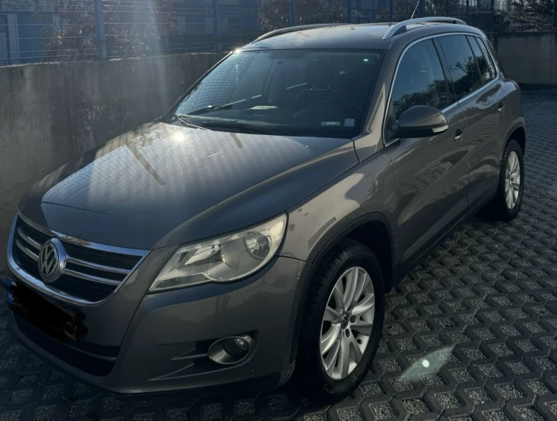 VW Tiguan 2.0 TDI, снимка 1 - Автомобили и джипове - 48787839