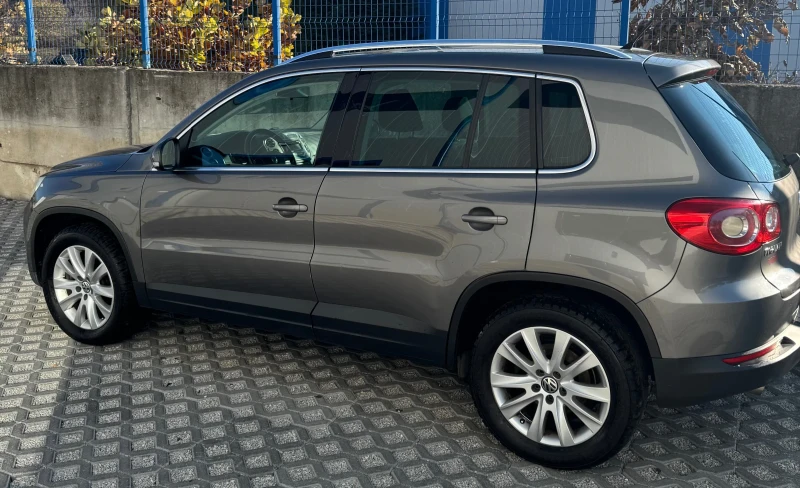 VW Tiguan 2.0 TDI, снимка 3 - Автомобили и джипове - 48787839